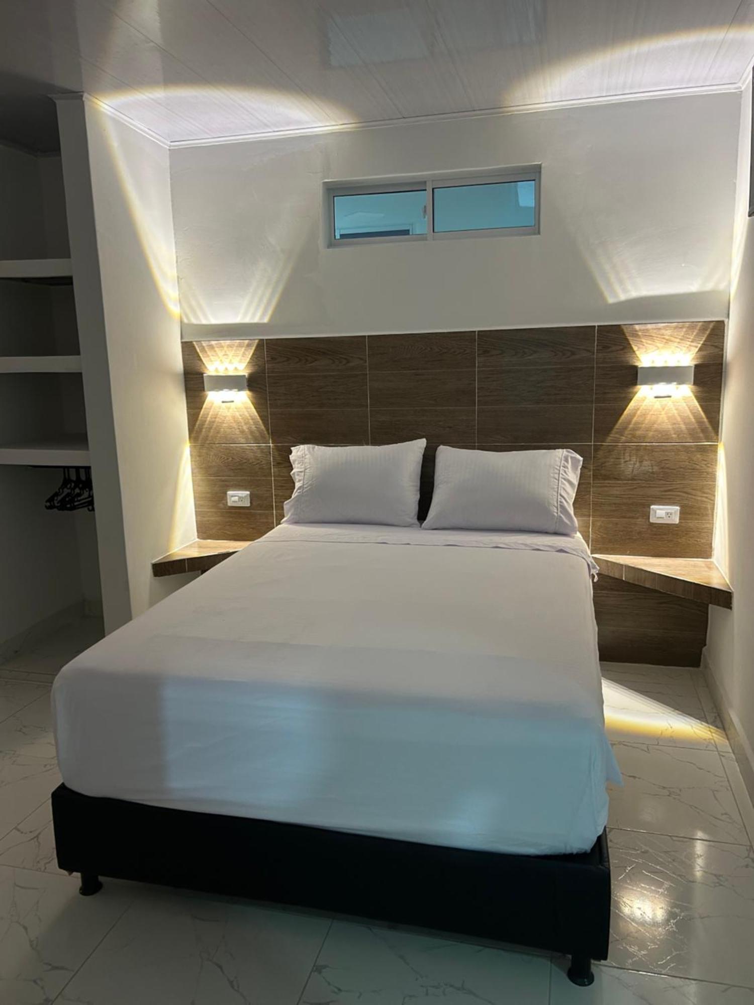 Hotel Brisas Del Mar Santa Marta  Eksteriør billede